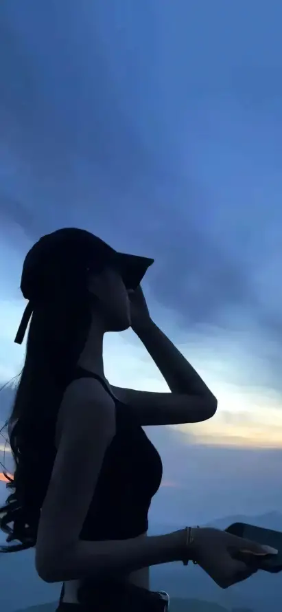 欧美精品激情视频色婷婷一级亚洲色丝袜：跨文化影像审美的多元化碰撞